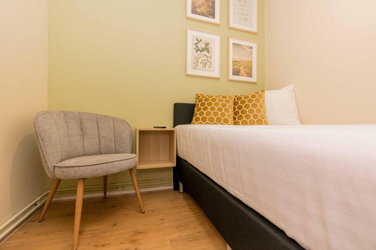 Rb Hostel Зирикзе Экстерьер фото