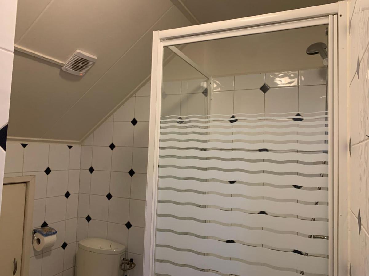 Rb Hostel Зирикзе Экстерьер фото