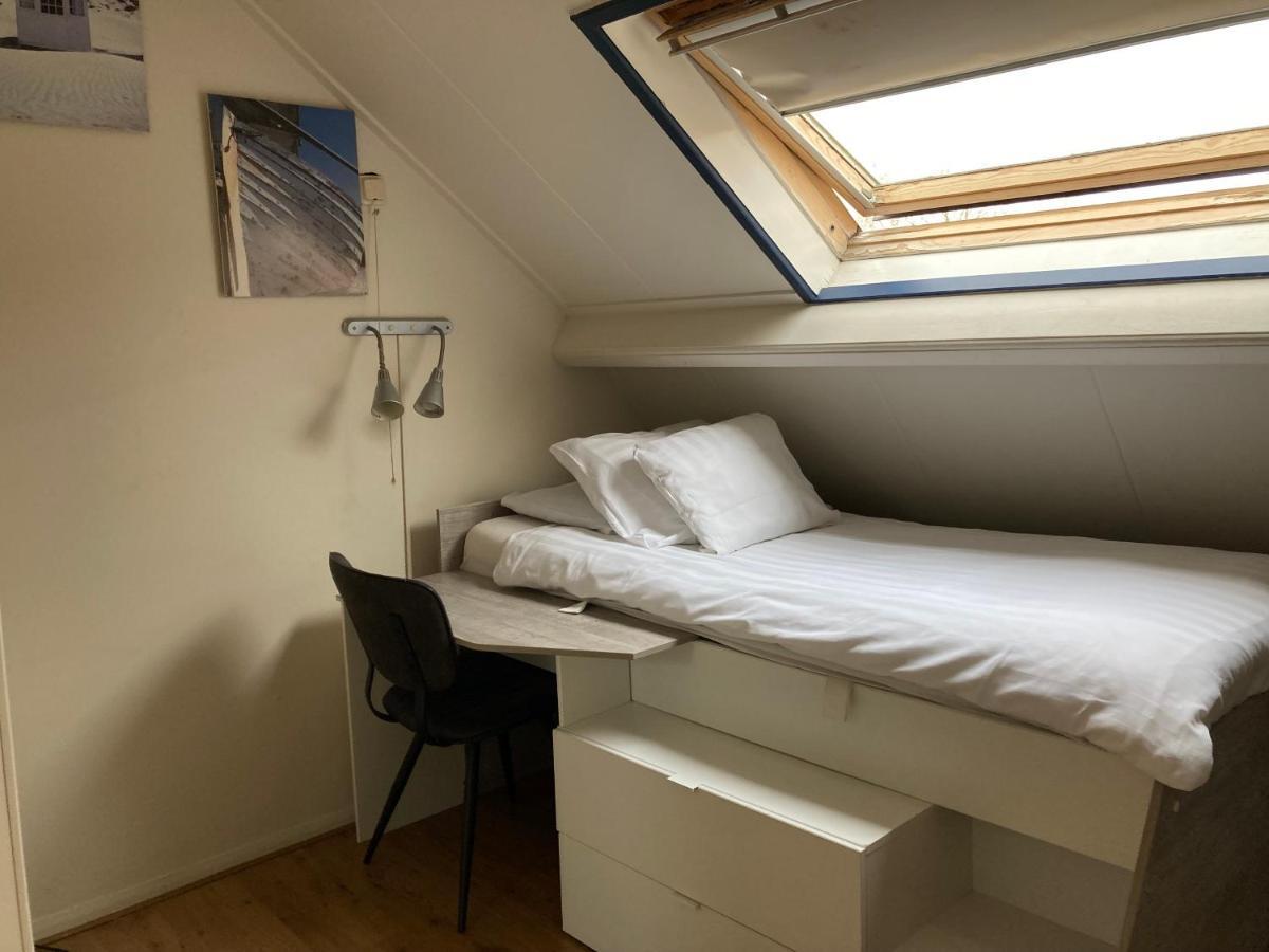 Rb Hostel Зирикзе Экстерьер фото